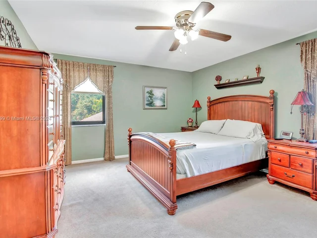 10300 SW 116th Ave, Miami FL 33176