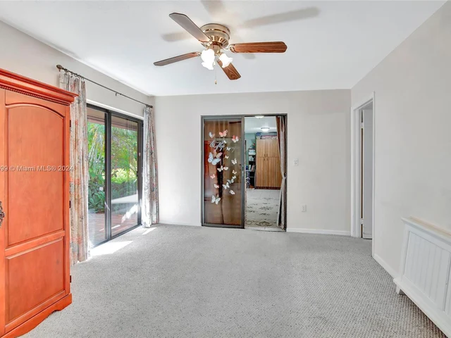 10300 SW 116th Ave, Miami FL 33176