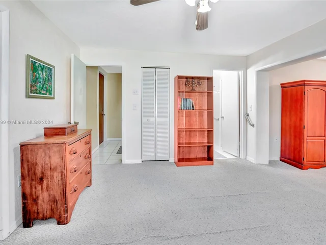 10300 SW 116th Ave, Miami FL 33176