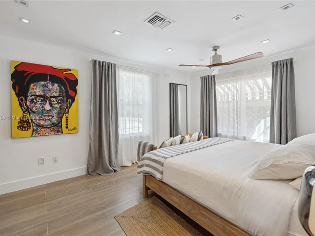 643 NE 69th St, Miami FL 33138