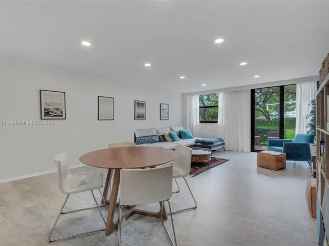 2900 NE 14th St Cswy # 102, Pompano Beach FL 33062