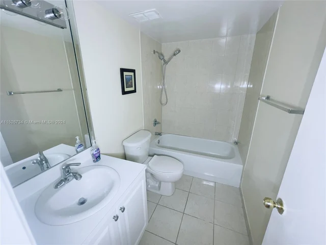 13120 SW 92nd Ave # 221, Miami FL 33176