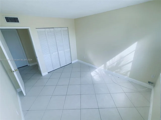 13120 SW 92nd Ave # 221, Miami FL 33176