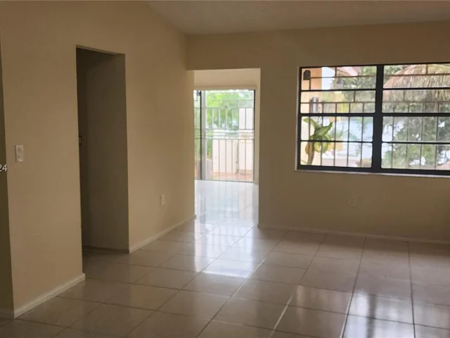 14313 SW 45th Ter # 14313, Miami FL 33175