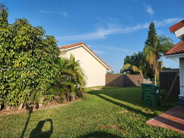 14313 SW 45th Ter # 14313, Miami FL 33175