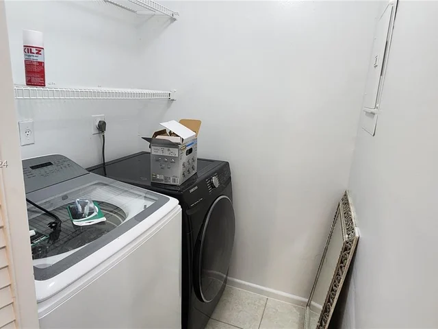 14313 SW 45th Ter # 14313, Miami FL 33175