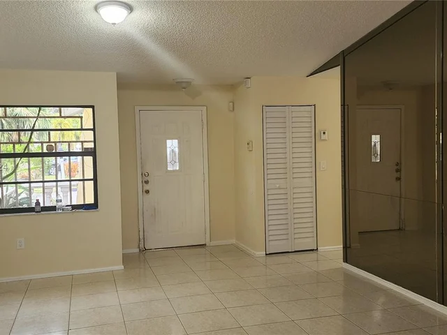 14313 SW 45th Ter # 14313, Miami FL 33175