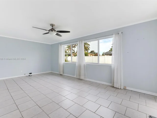 8741 NW 17th Ct, Pembroke Pines FL 33024