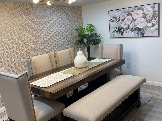 2751 S Ocean Dr # 307N, Hollywood FL 33019