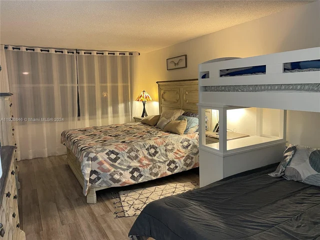 2751 S Ocean Dr # 307N, Hollywood FL 33019