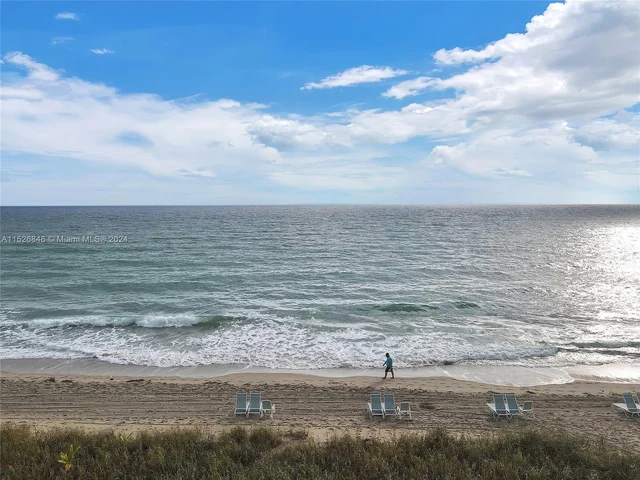 2751 S Ocean Dr # 307N, Hollywood FL 33019