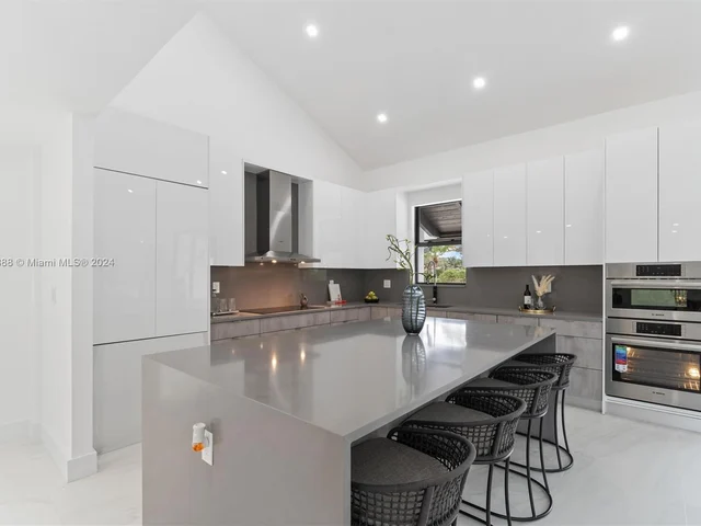 16675 Sweet Bay Dr, Delray Beach FL 33445