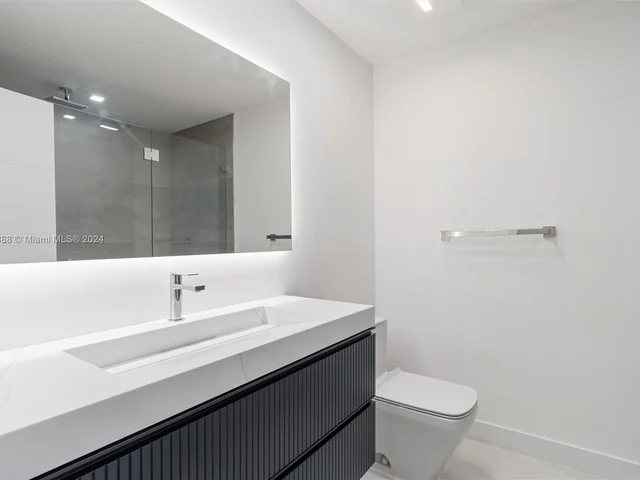 16675 Sweet Bay Dr, Delray Beach FL 33445