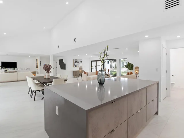 16675 Sweet Bay Dr, Delray Beach FL 33445