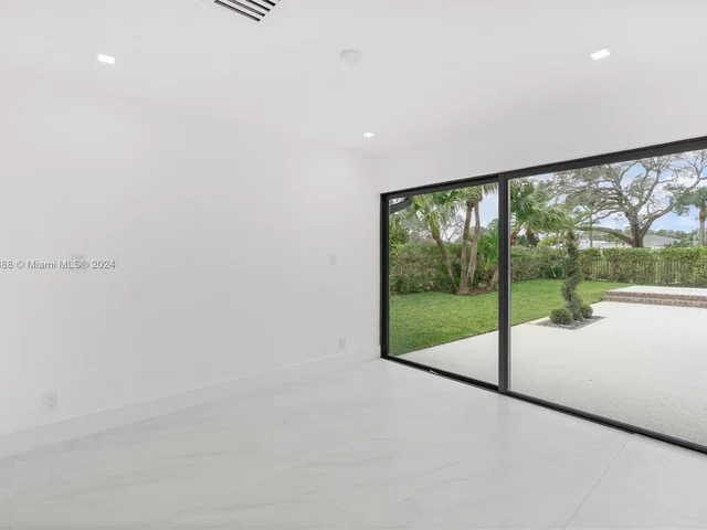 16675 Sweet Bay Dr, Delray Beach FL 33445