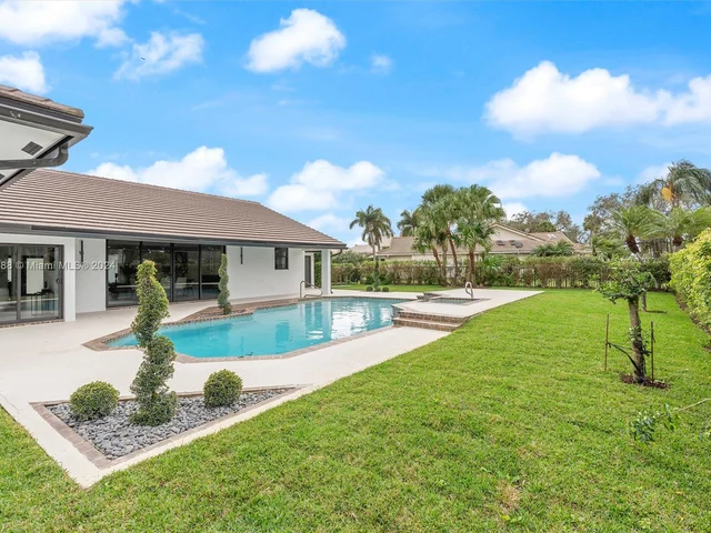 16675 Sweet Bay Dr, Delray Beach FL 33445