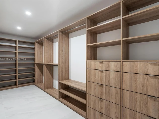 16675 Sweet Bay Dr, Delray Beach FL 33445