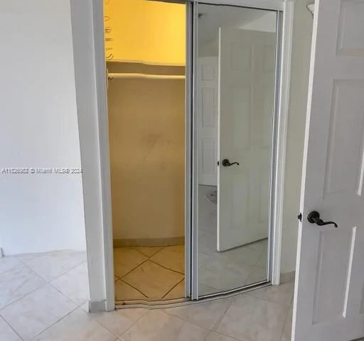 1260 NE 135th St, North Miami FL 33161