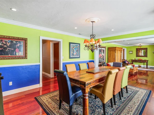 7435 SW 164th St, Palmetto Bay FL 33157