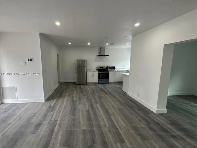 1904 SE 1st Ave, Fort Lauderdale FL 33316