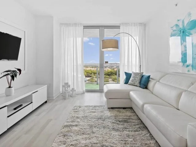 2602 E Hallandale Beach Blvd # R1104, Hallandale Beach FL 33009