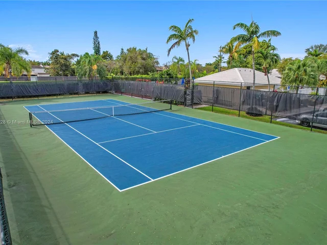 6401 SW 115th Ave, Miami FL 33173