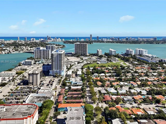 1455 N Treasure Dr # P, North Bay Village FL 33141