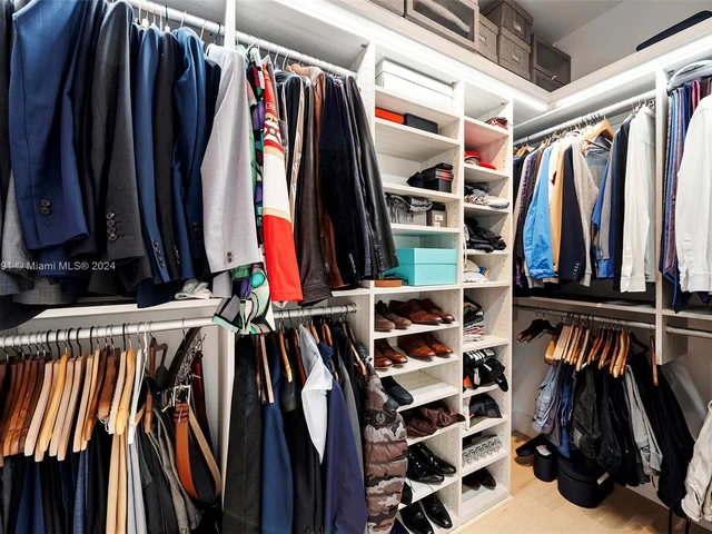 2523 Fisher Island Drive # 6203, Fisher Island FL 33109