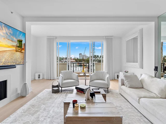2523 Fisher Island Drive # 6203, Fisher Island FL 33109