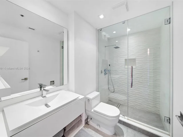 2523 Fisher Island Drive # 6203, Fisher Island FL 33109