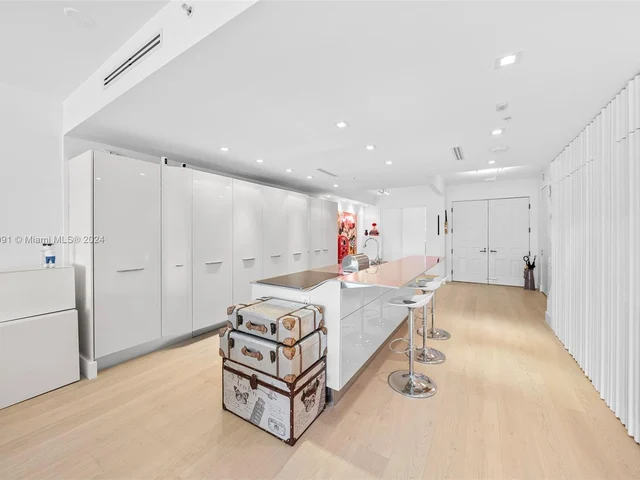 2523 Fisher Island Drive # 6203, Fisher Island FL 33109