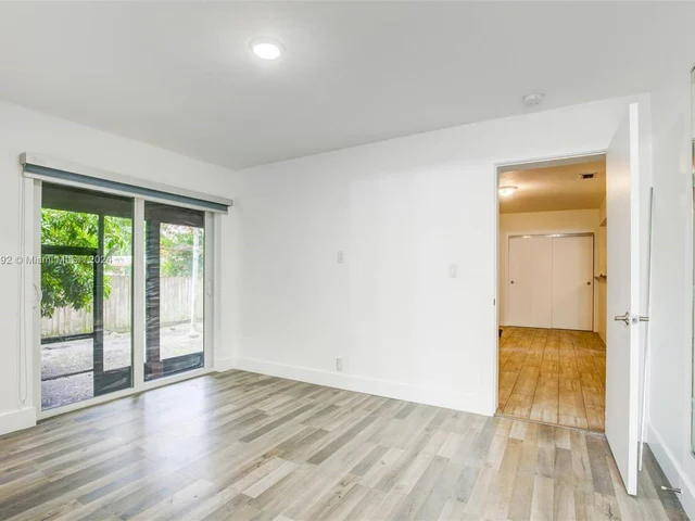 3360 SW 29th St, Miami FL 33133