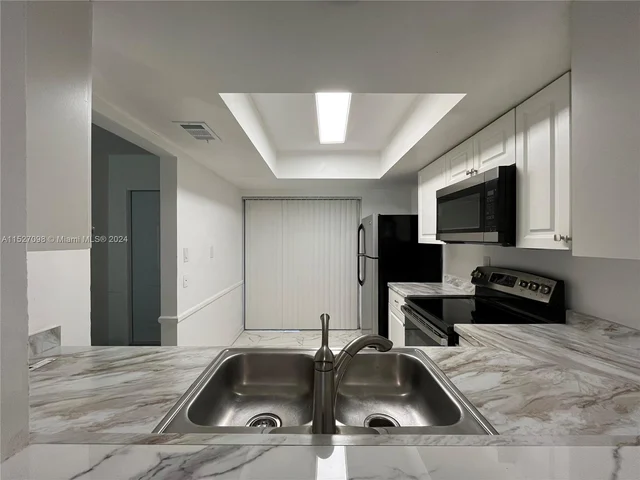 6520 NW 98th Ter # B26, Tamarac FL 33321