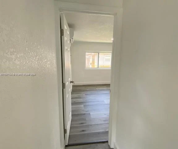 193 SW Vermont Avenue, Fort Lauderdale FL 33312