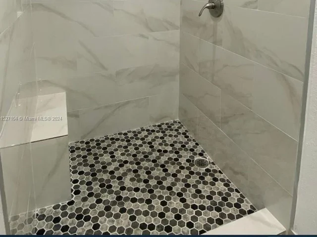 193 SW Vermont Avenue, Fort Lauderdale FL 33312