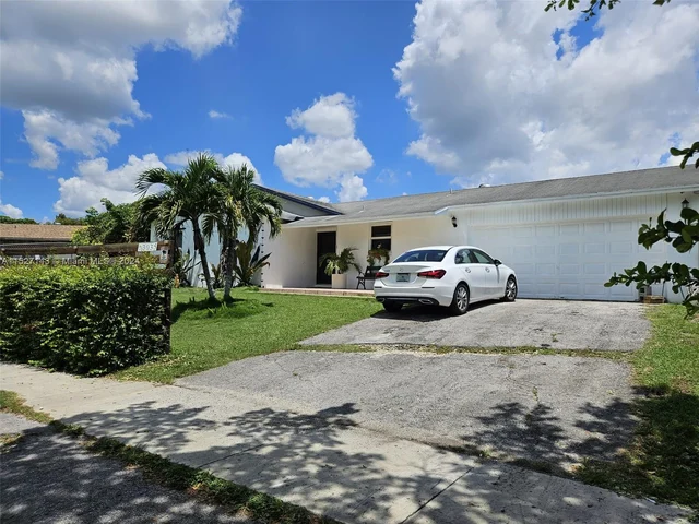 13035 SW 256th Ter, Homestead FL 33032