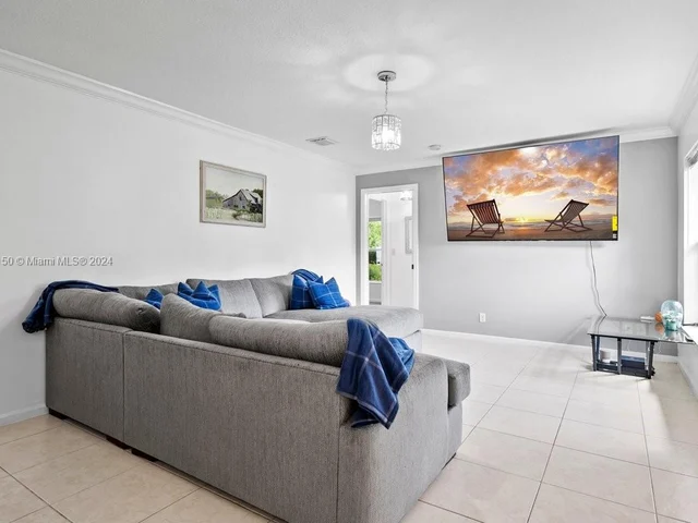 16931 N 78th Rd N, Loxahatchee FL 33470