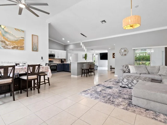 16931 N 78th Rd N, Loxahatchee FL 33470