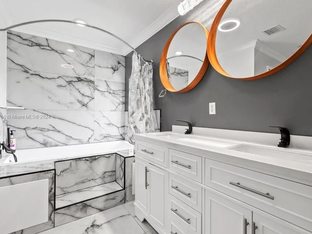 16931 N 78th Rd N, Loxahatchee FL 33470