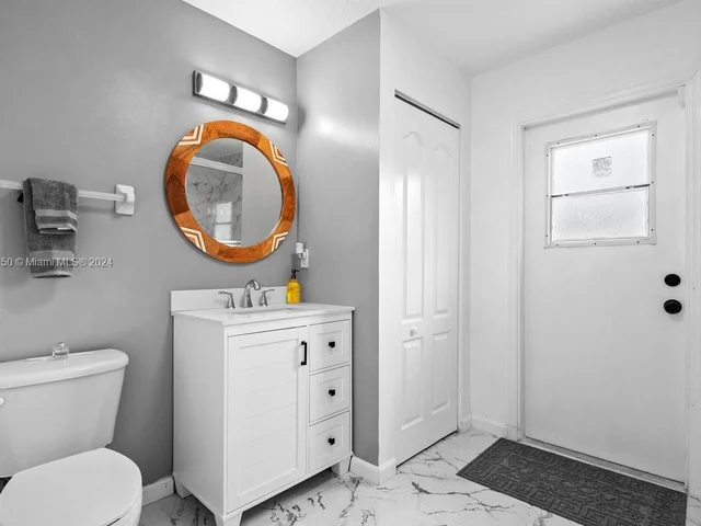 16931 N 78th Rd N, Loxahatchee FL 33470