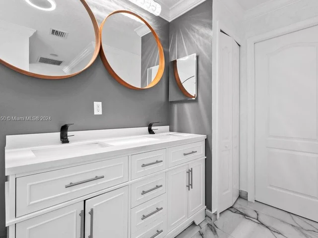 16931 N 78th Rd N, Loxahatchee FL 33470