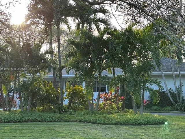 13190 SW 75th Ave, Pinecrest FL 33156