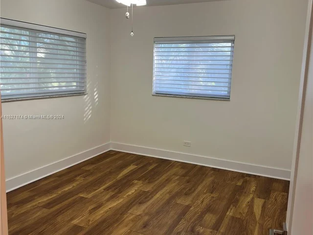 13190 SW 75th Ave, Pinecrest FL 33156