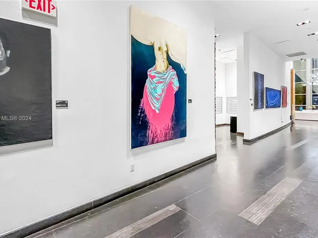 888 Biscayne Blvd # 905, Miami FL 33132