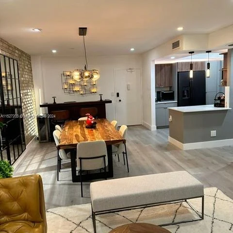 1980 S Ocean Dr #MZH, Hallandale Beach FL 33009