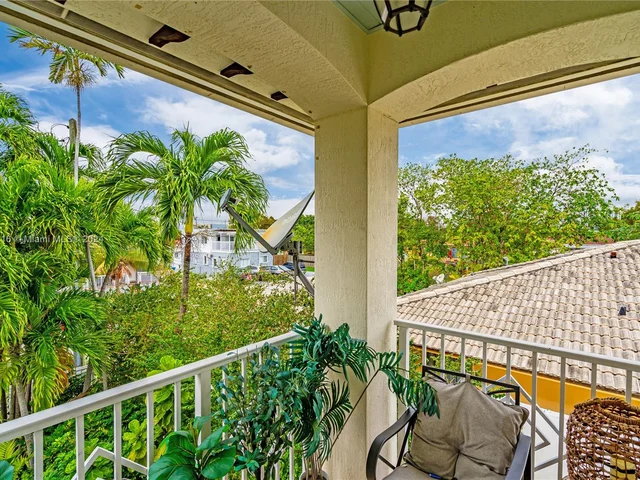 2651 SW 31st Pl # 2651A, Miami FL 33133