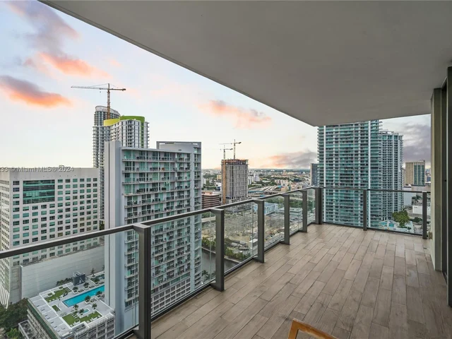 88 SW 7th ST # 2612, Miami FL 33130