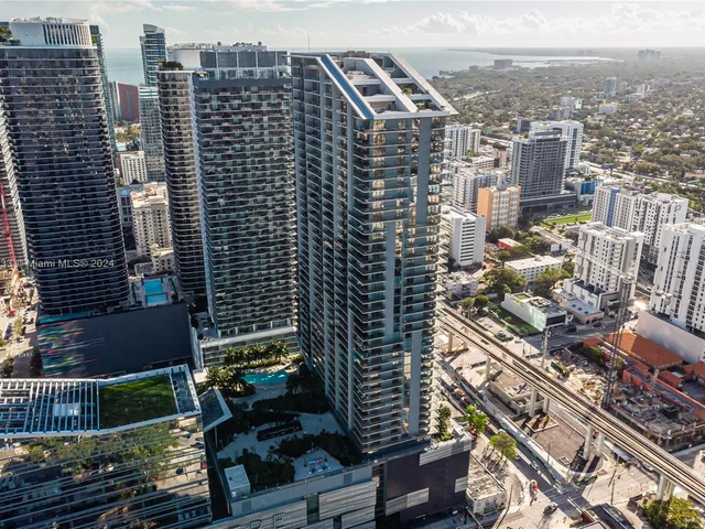 88 SW 7th ST # 2612, Miami FL 33130