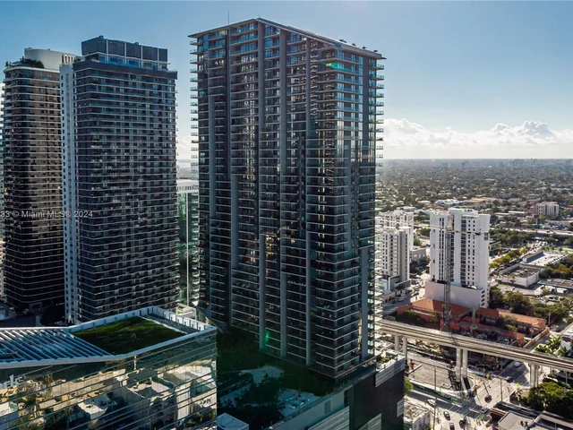 88 SW 7th ST # 2612, Miami FL 33130