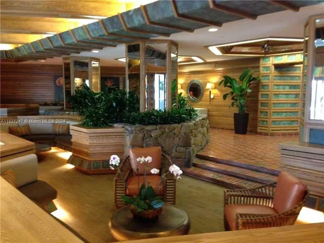 4000 Towerside Ter # 1109, Miami FL 33138